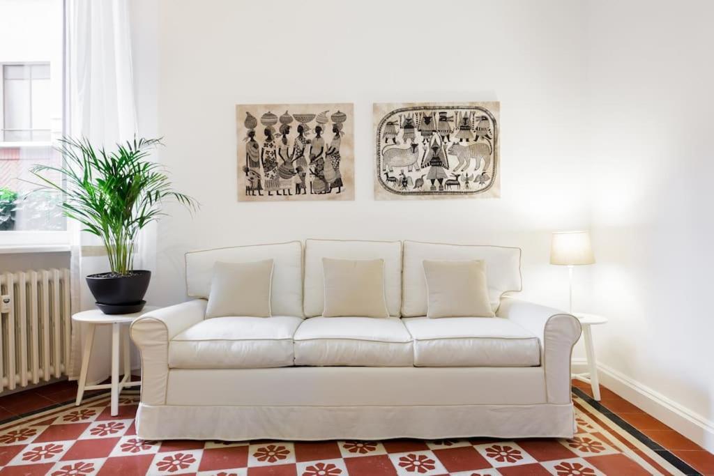 New Design Apartment Milaan Buitenkant foto